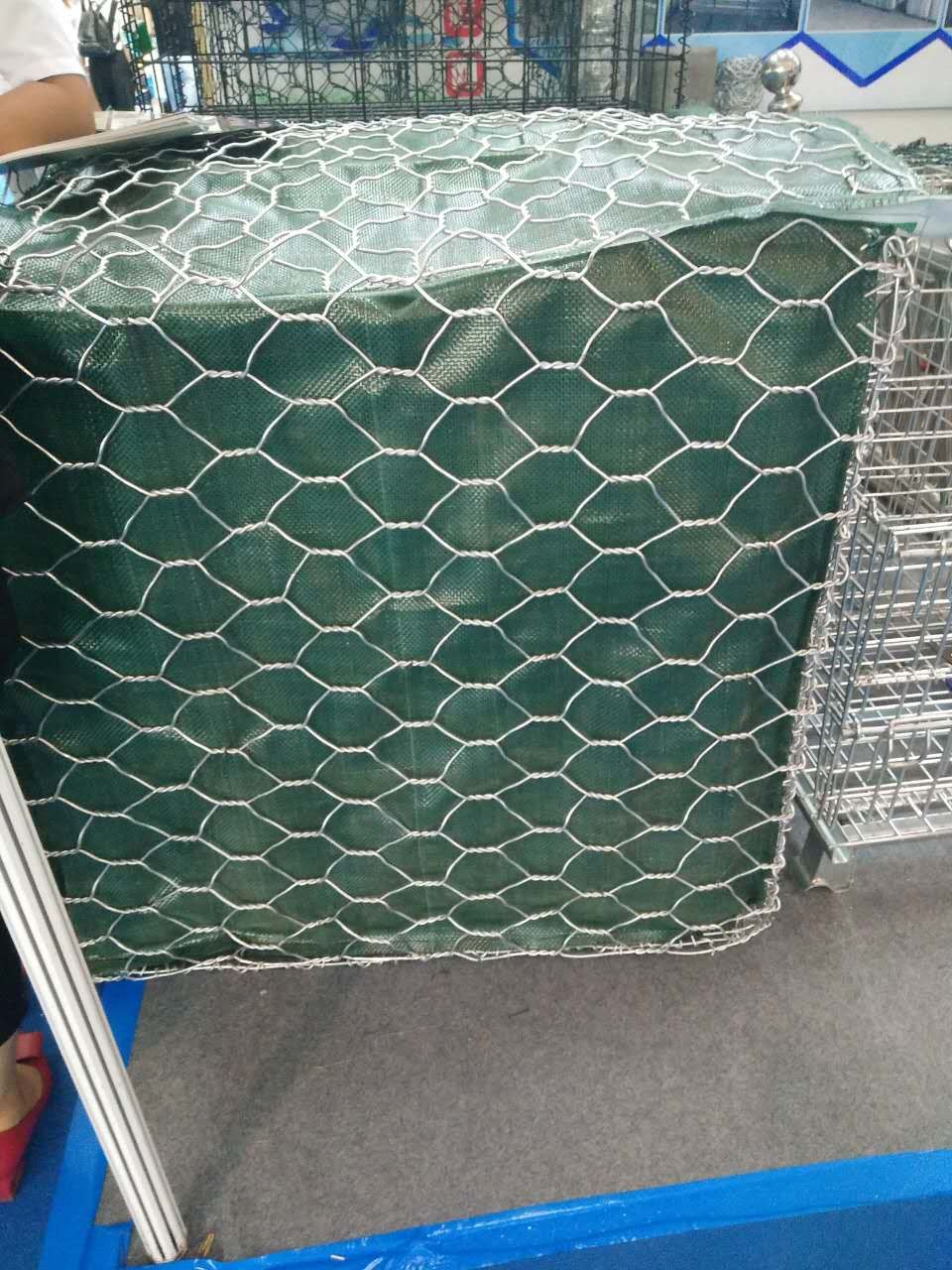 钢筋石笼网箱